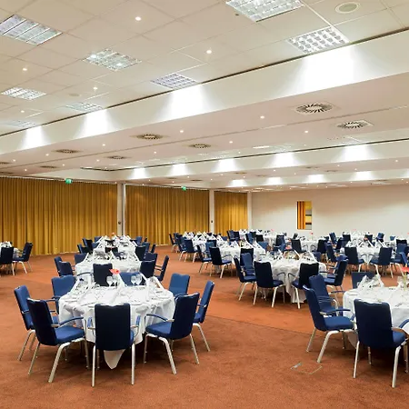 Otel Nh Muenchen Ost Conference Center 4*
