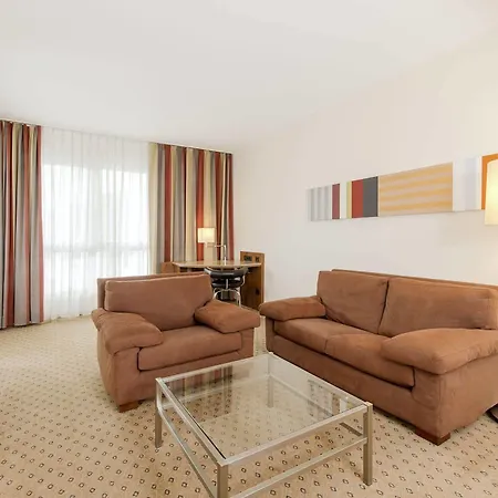 Nh Muenchen Ost Conference Center Otel Aschheim