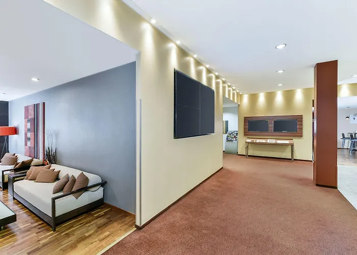 Hotel Nh Muenchen Ost Conference Center 4*