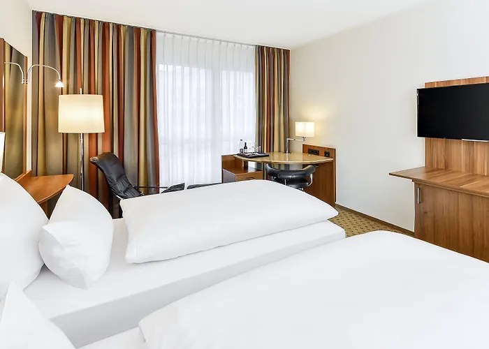 Nh Muenchen Ost Conference Center 4*