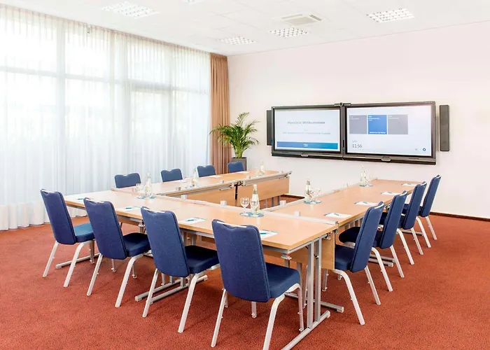 Nh Muenchen Ost Conference Center Hotel 4*