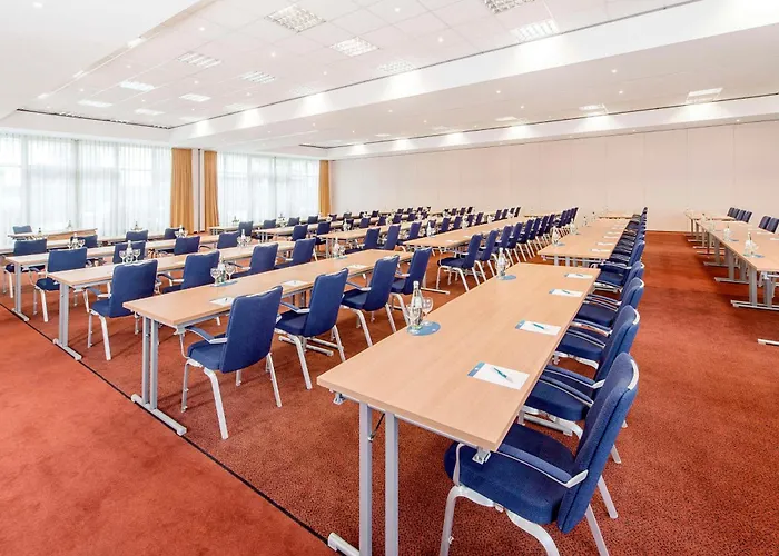Nh Muenchen Ost Conference Center Hotel 4*