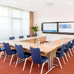 Nh Muenchen Ost Conference Center Hotel 4*