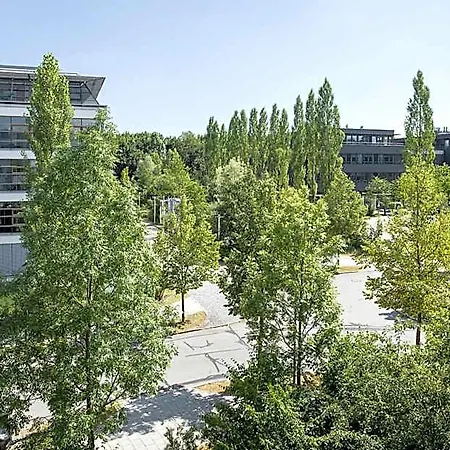 Hotel Nh Muenchen Ost Conference Center 4*
