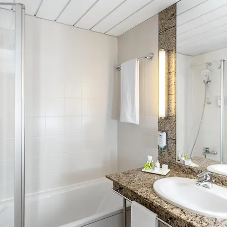 Nh Muenchen Ost Conference Center 4*